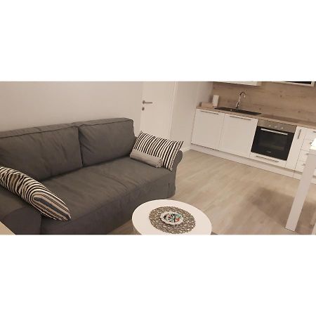 Appartement Lei Apartmant à Rijeka Extérieur photo